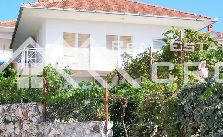 Ciovo properties - House with two garages in a great location, close to the sea and beach, for sale