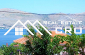 House with two garages in a great location, close to the sea and beach, for sale (5)