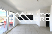 Modern apartments boasting a fantastic location, close to a beach and amenities, for  (6)