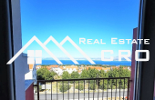 Furnished apartment with a garage offering sea views, placed in a quiet area, for sale (1)