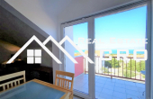 Furnished apartment with a garage offering sea views, placed in a quiet area, for sale (5)