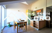 Furnished apartment with a garage offering sea views, placed in a quiet area, for sale (6)
