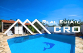 Apartment house with a swimming pool and a lovely coutyard, in a quiet environment with beautiful views, for sale (7)