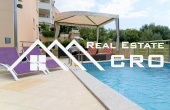 Villa with three spacious, fully furnished apartments and a beautiful courtyard, for s (3)