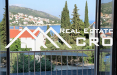 Apartment house in a great location, close to the sea and beaches, for sale (3)