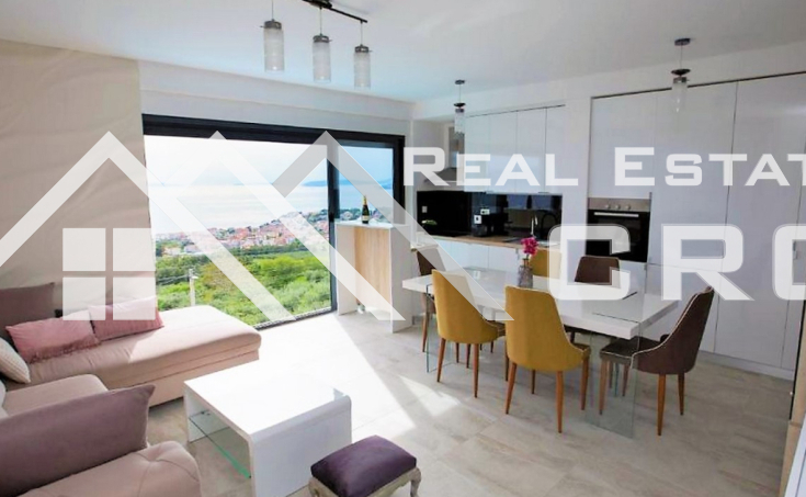 Two modern villas with swimming pools, on a spacious plot with a beautiful sea view, surroundings of Split, for sale (16)