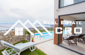 Two modern villas with swimming pools, on a spacious plot with a beautiful sea view, surroundings of Split, for sale (14)