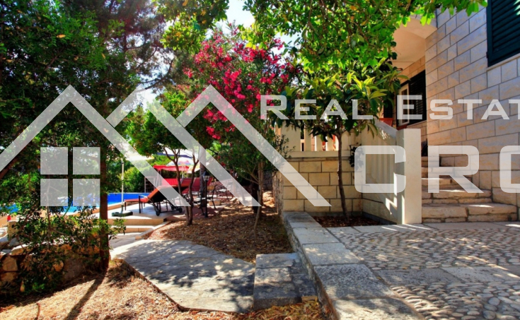 Furnished stone villa placed first row to the sea, in a charming bay, for sale (6)