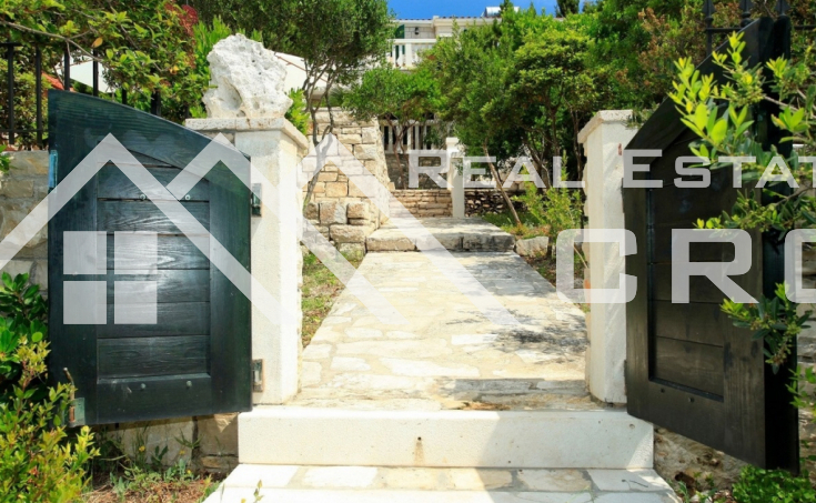 Furnished stone villa placed first row to the sea, in a charming bay, for sale (8)