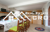 Furnished stone villa placed first row to the sea, in a charming bay, for sale (3)