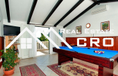 Furnished stone villa placed first row to the sea, in a charming bay, for sale (4)