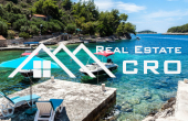 KO1066, Korcula properties - Villa with a swimming pool and a large parking, located first row to the sea in a quiet bay, for sale