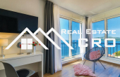 Luxurious three-floor villa with a heated pool, boasting beautiful sea views, for sale (1)