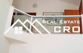 Furnished family villa with a garage and a swimming pool, near the sea and a beach, for sale (1)