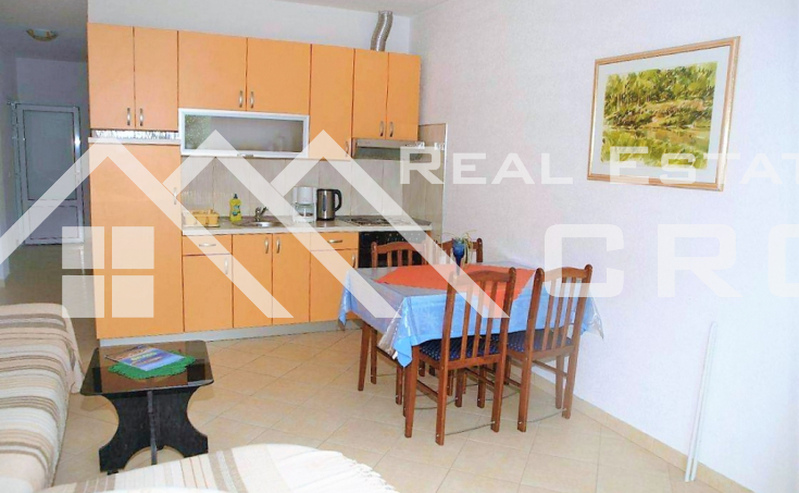 Furnished apartments in a nice residential area, near the sea, for sale (3)