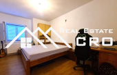 Furnished three-bedroom apartment in a pleasant residential area, for sale (3)