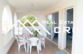 Apartment house in a great location near amenities and with a sea view, for sale (2)