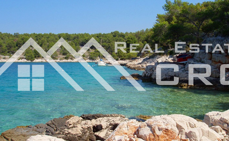Building lot with permit on seafront, on southern side of Brac island  (2)