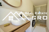 Furnished villa on a spacious plot boasting a sea view, for sale (8)