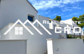 Contemporary Dalmatian villa, in a peaceful environment with a sea view, for sale (4)